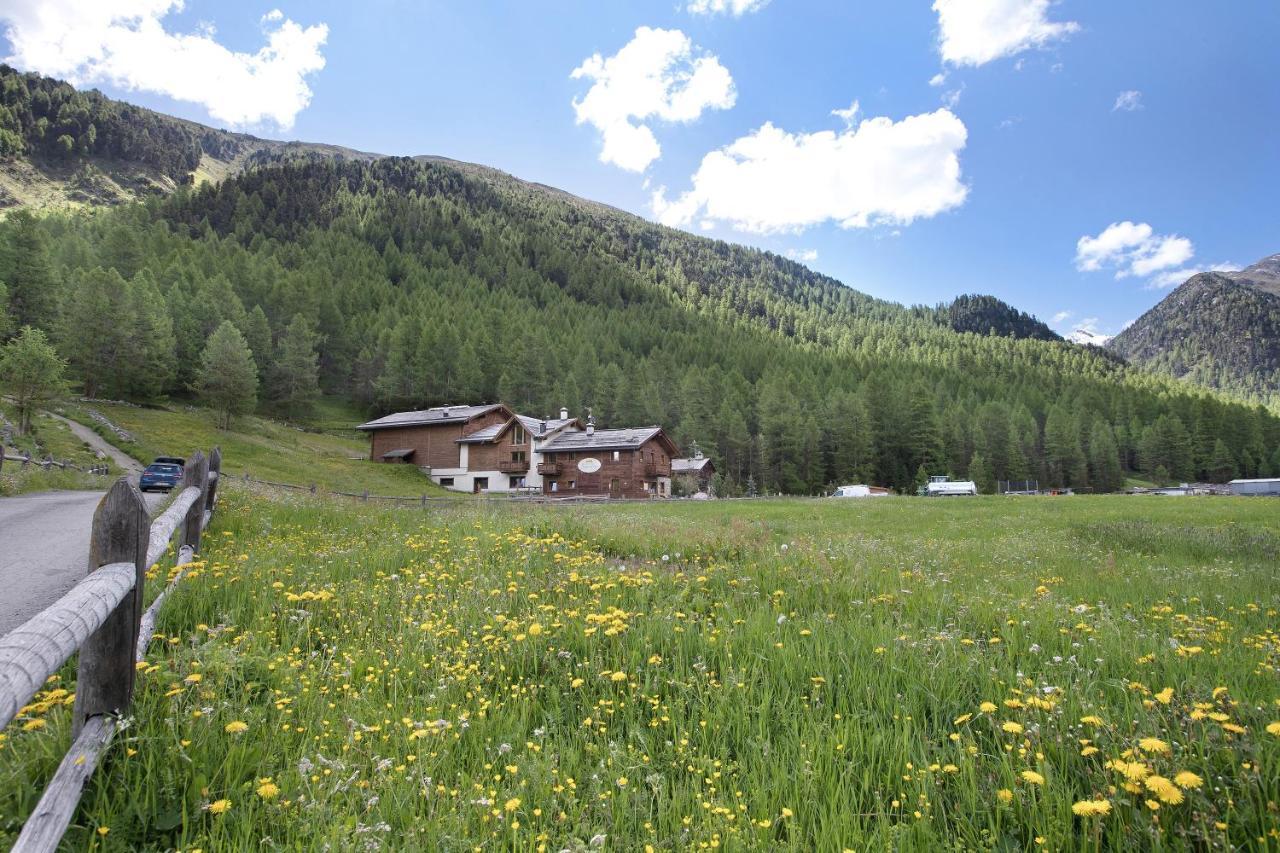 Apartamento Agriturismo Bosco D'Oro 1 Livigno Exterior foto